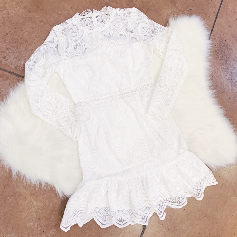 Xenia white lace dress - US Small